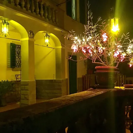 Baronzola Casa rural Montevarchi